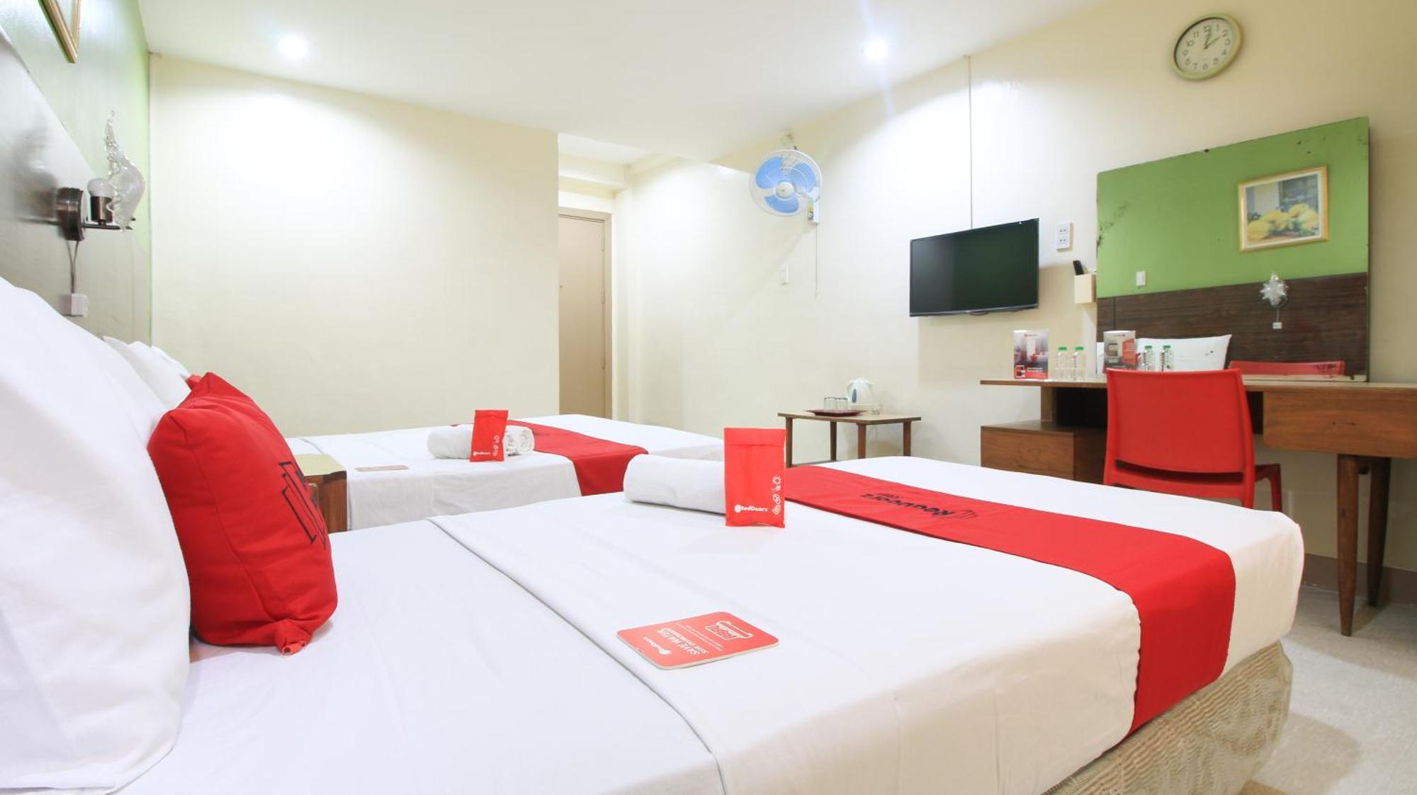 Reddoorz Plus @ Chinatown Binondo Manila Exteriör bild