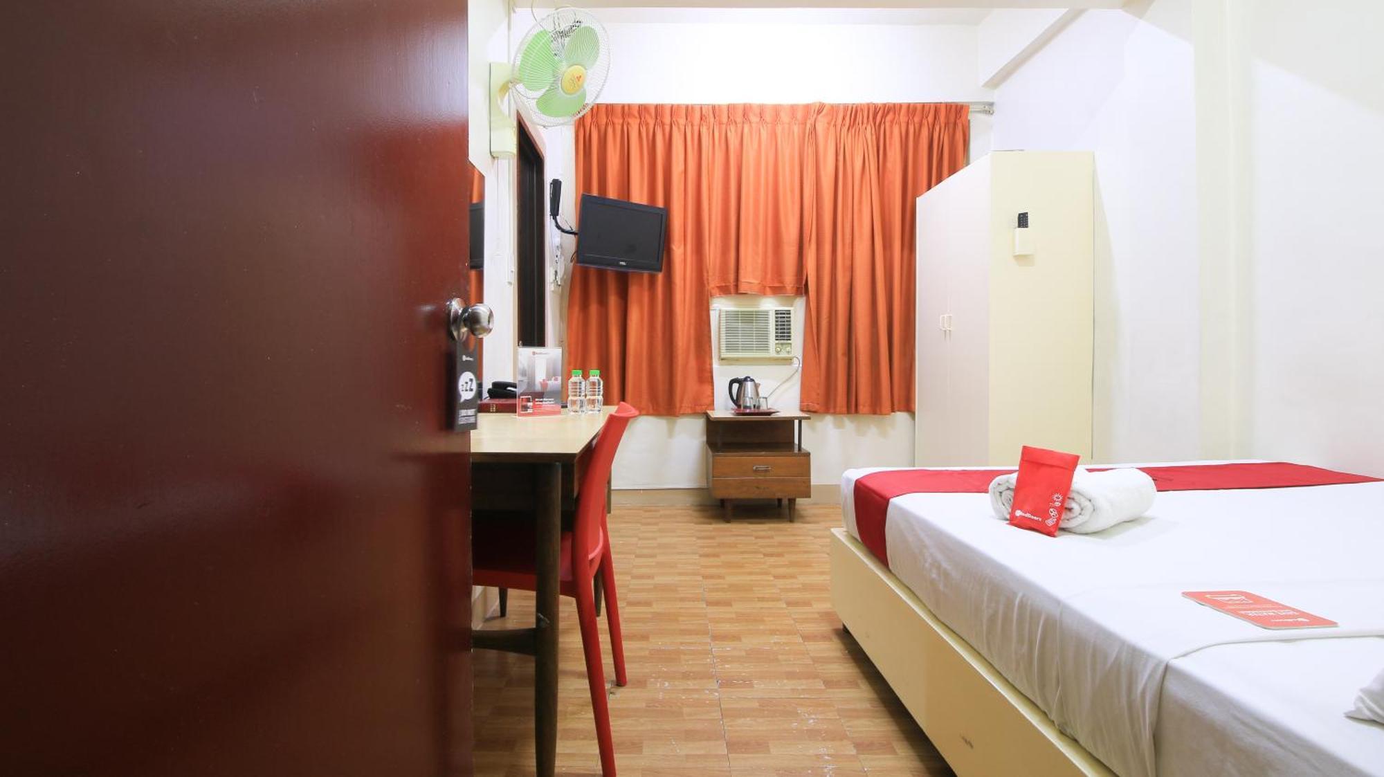 Reddoorz Plus @ Chinatown Binondo Manila Exteriör bild