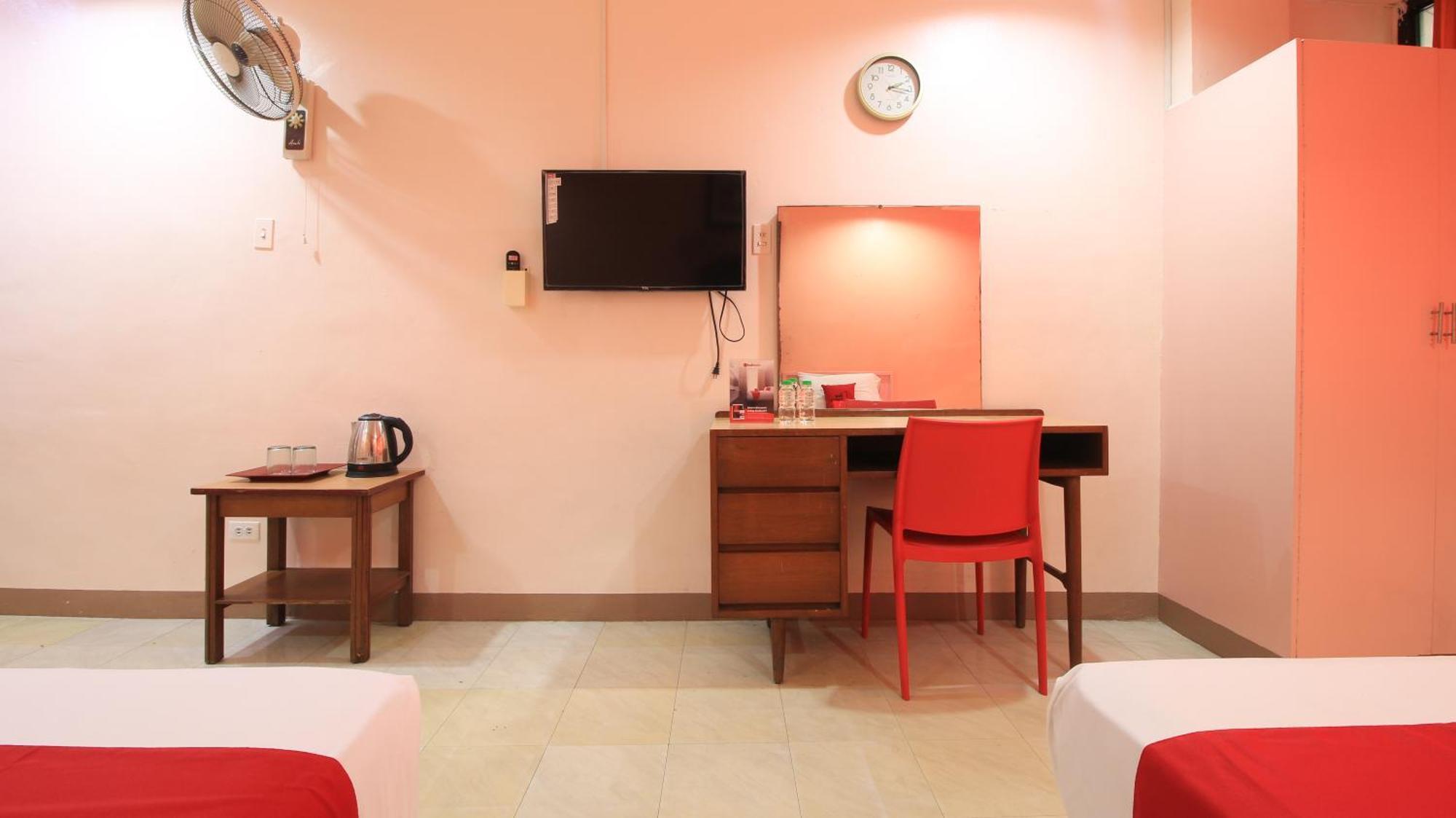 Reddoorz Plus @ Chinatown Binondo Manila Exteriör bild