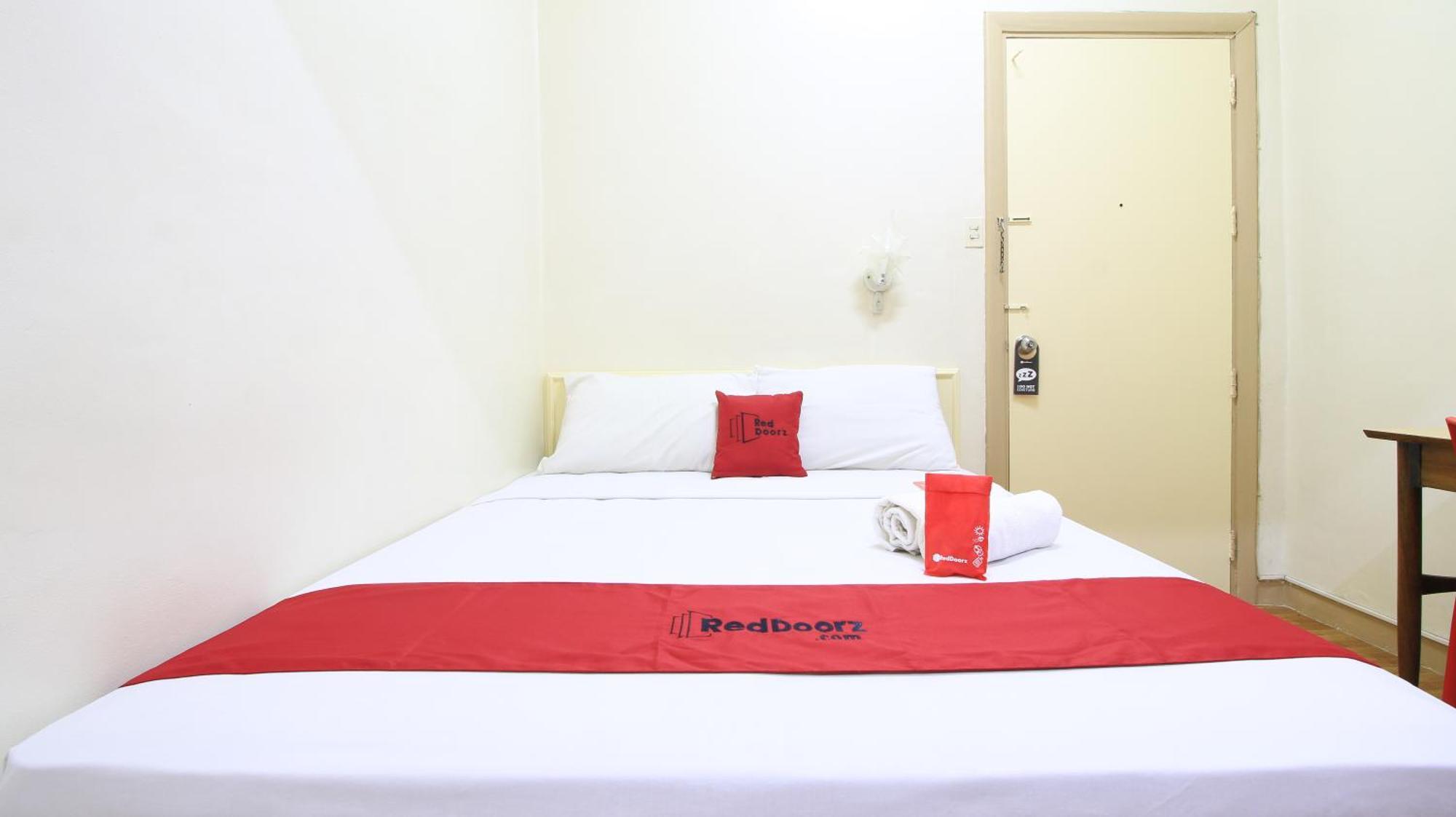 Reddoorz Plus @ Chinatown Binondo Manila Exteriör bild