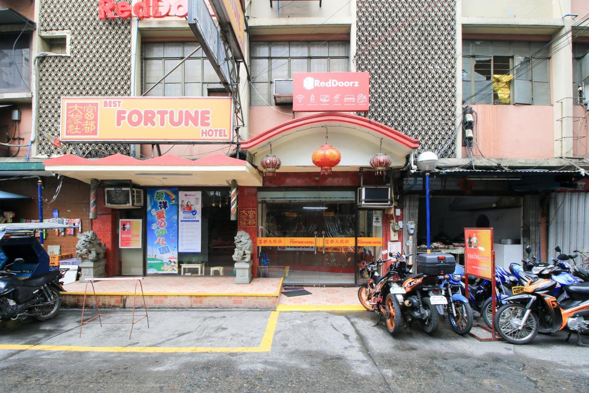 Reddoorz Plus @ Chinatown Binondo Manila Exteriör bild