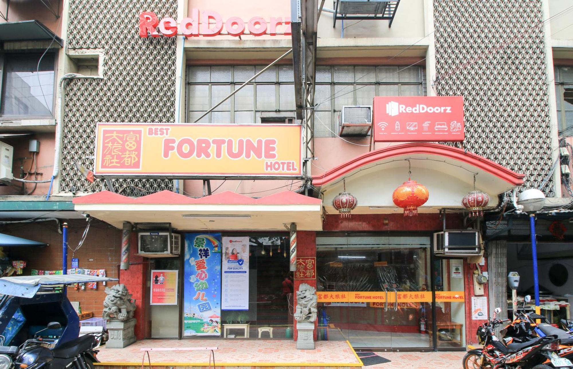 Reddoorz Plus @ Chinatown Binondo Manila Exteriör bild